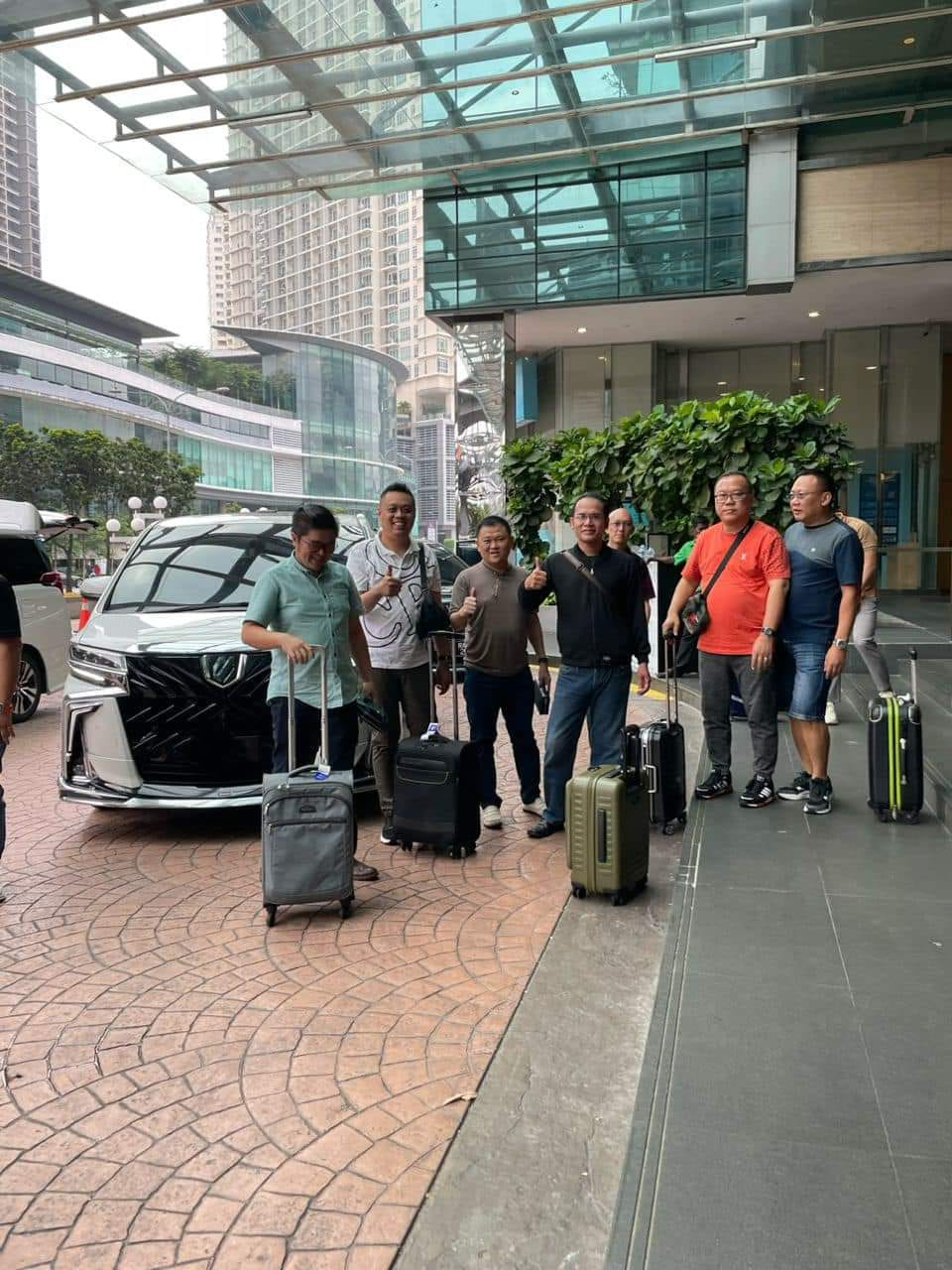 Zen Rides family group on tour